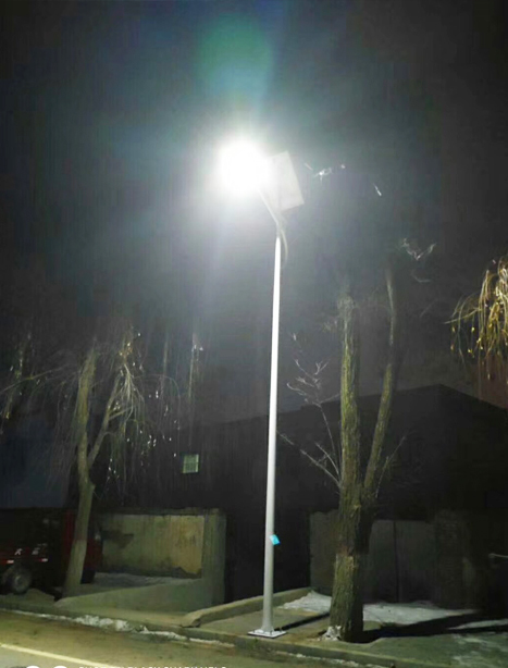 积石山县达坂城太阳能路灯项目