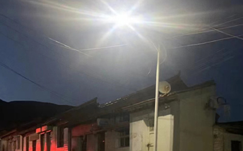 农村院子里最适合的达坂城太阳能路灯亮度与安装要点 农村院子里最适合的达坂城太阳能路灯亮度与安装要点